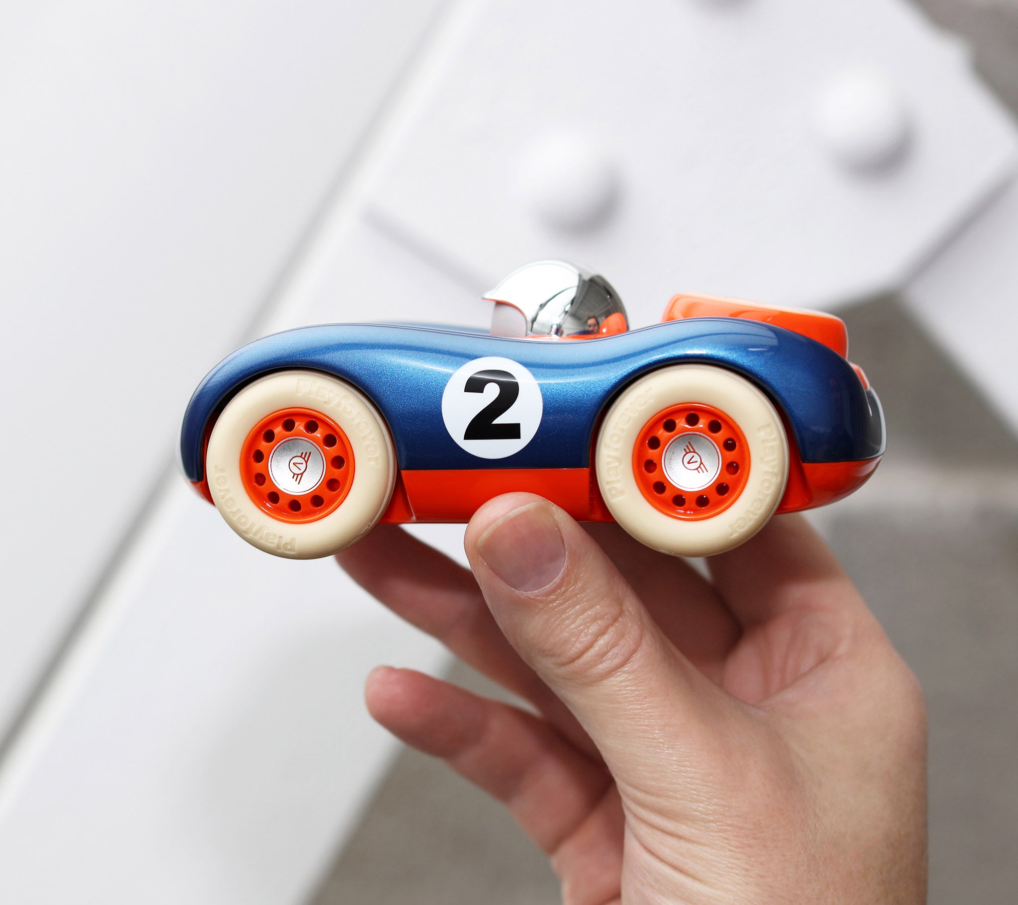 VV101 Viglietta Jasper - Metallic Blue and Orange Car